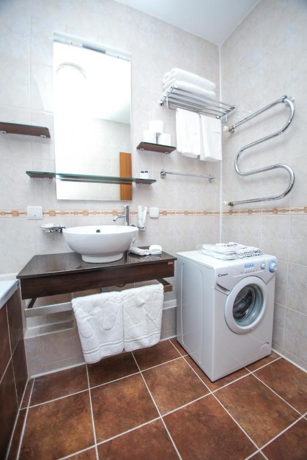 Ardager Residence Atyrau Bagian luar foto